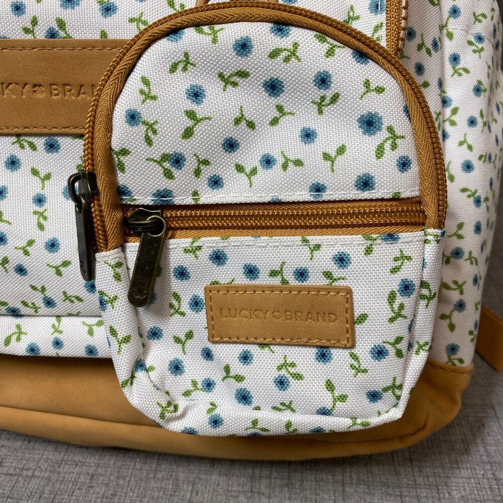 NWOT Lucky Brand Blue Floral Backpack - White and Tan - Picture 5 of 10